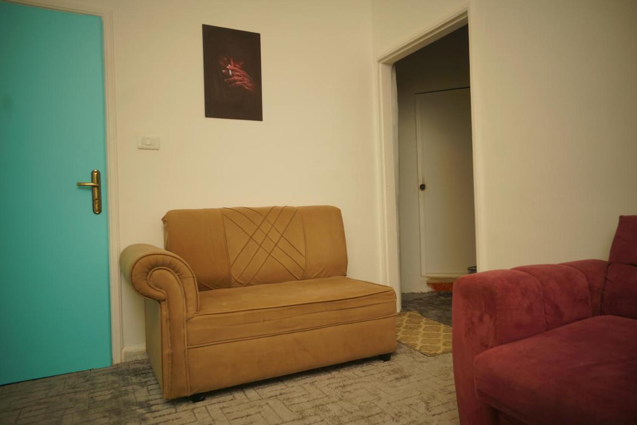 Petra Main Gate Studios وادي موسى المظهر الخارجي الصورة